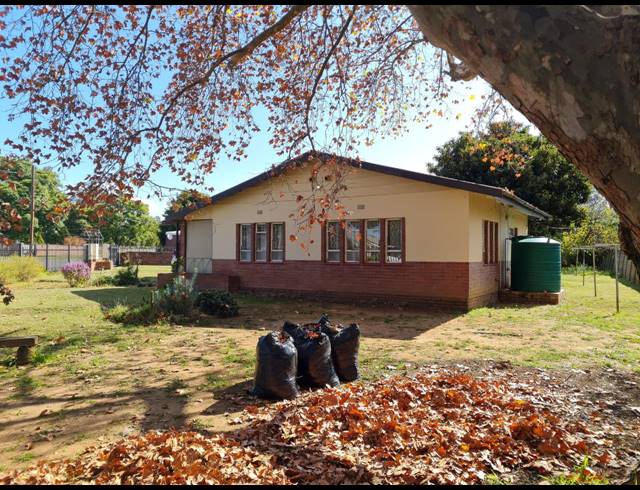 3 BEDROOM HOUSE TO LET IN GLENCOE